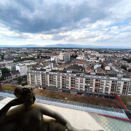 Retro Romance In Mulhouse Exterior photo